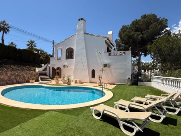 4 Bedroom Property in Orihuela