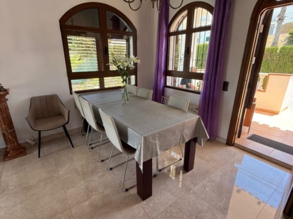 4 Bedroom Property in Orihuela