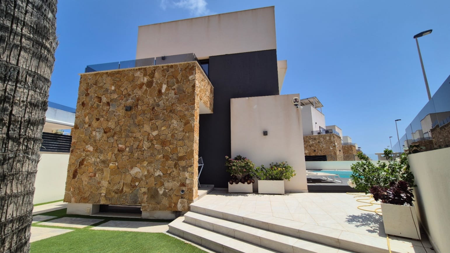 4 Bedroom Property in Torrevieja