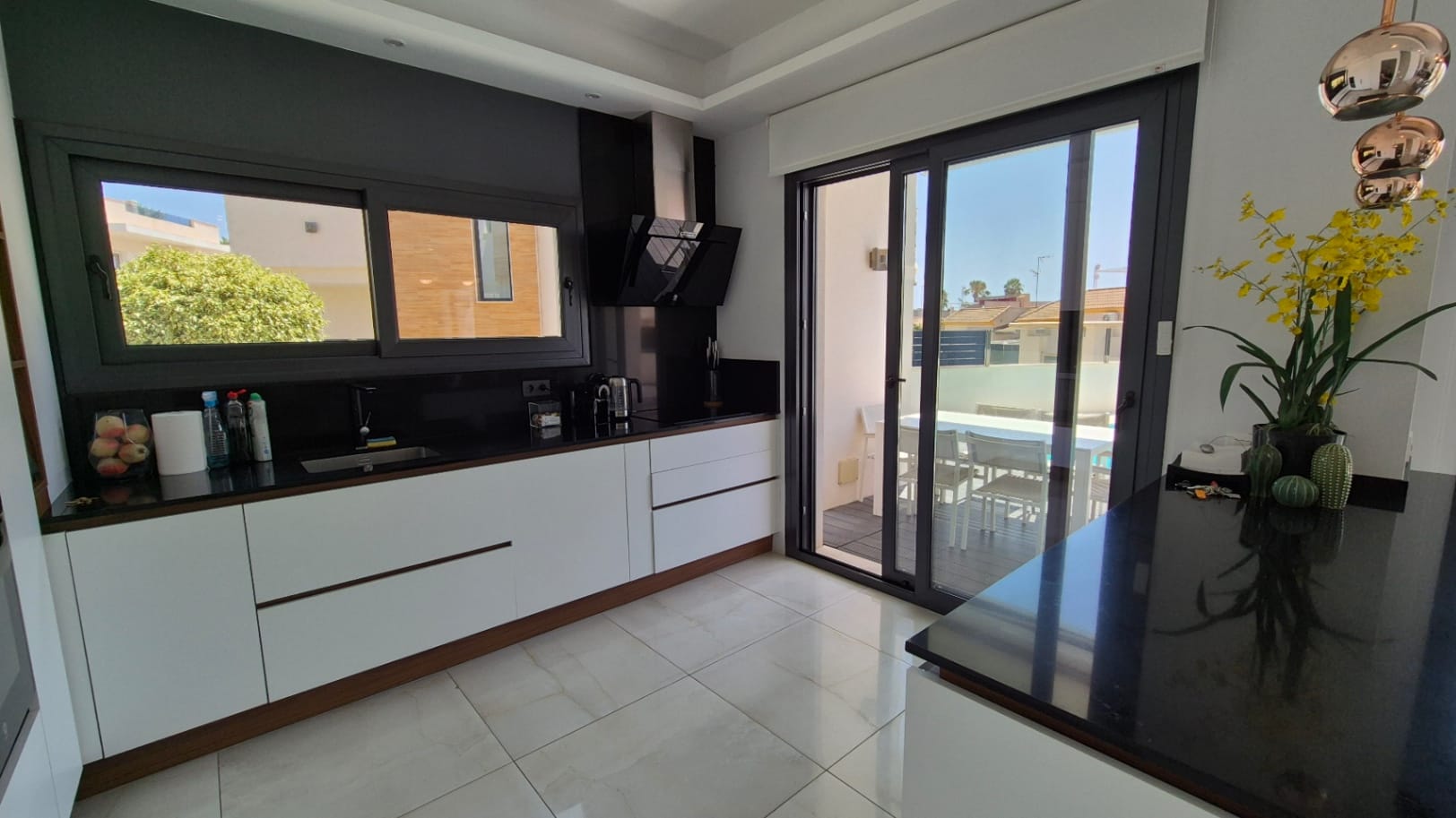 4 Bedroom Property in Torrevieja