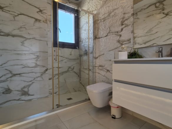 4 Bedroom Property in Torrevieja