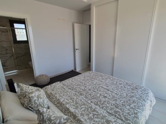 4 Bedroom Property in Torrevieja