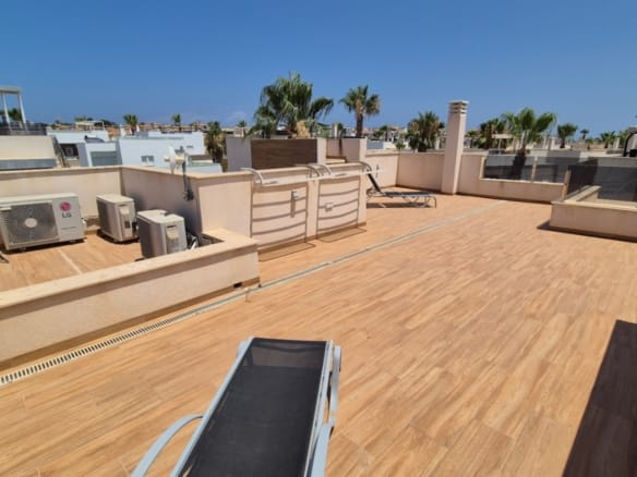 4 Bedroom Property in Torrevieja
