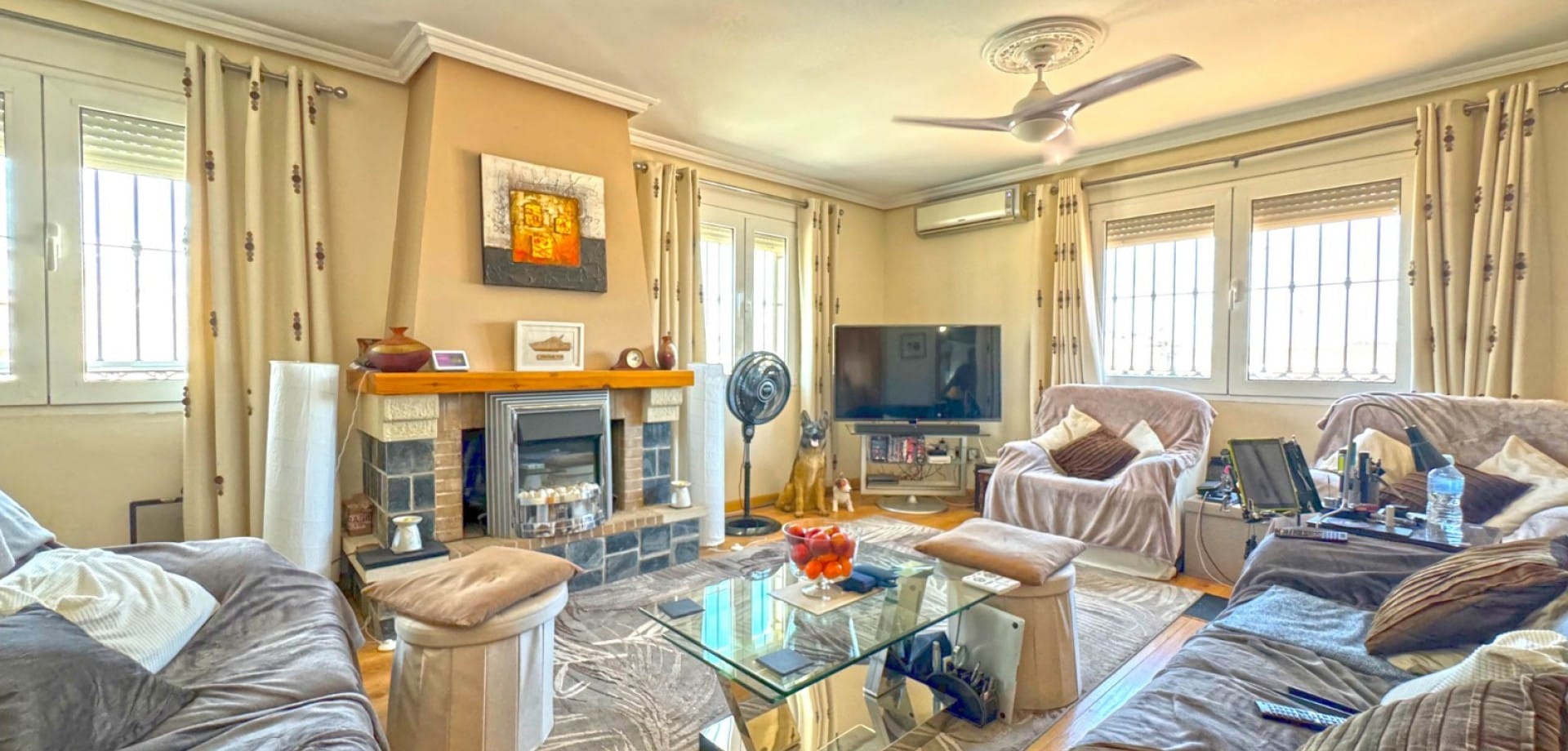 6 Bedroom Property in Torrevieja