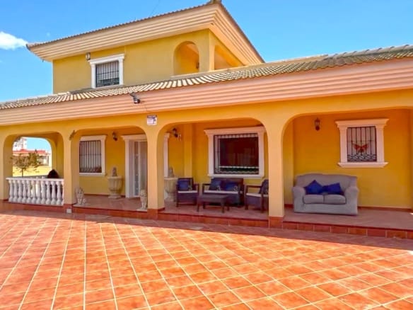 6 Bedroom Property in Torrevieja