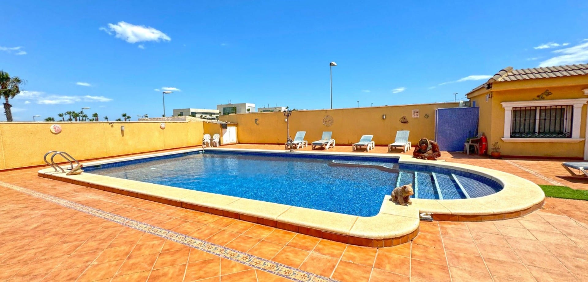 6 Bedroom Property in Torrevieja