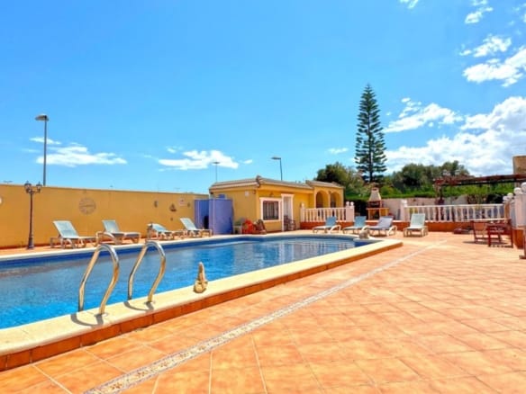 6 Bedroom Property in Torrevieja