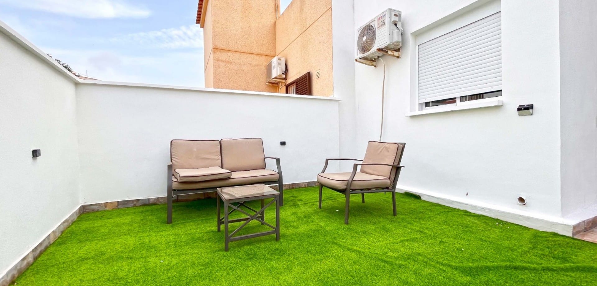 2 Bedroom Property in Orihuela Costa