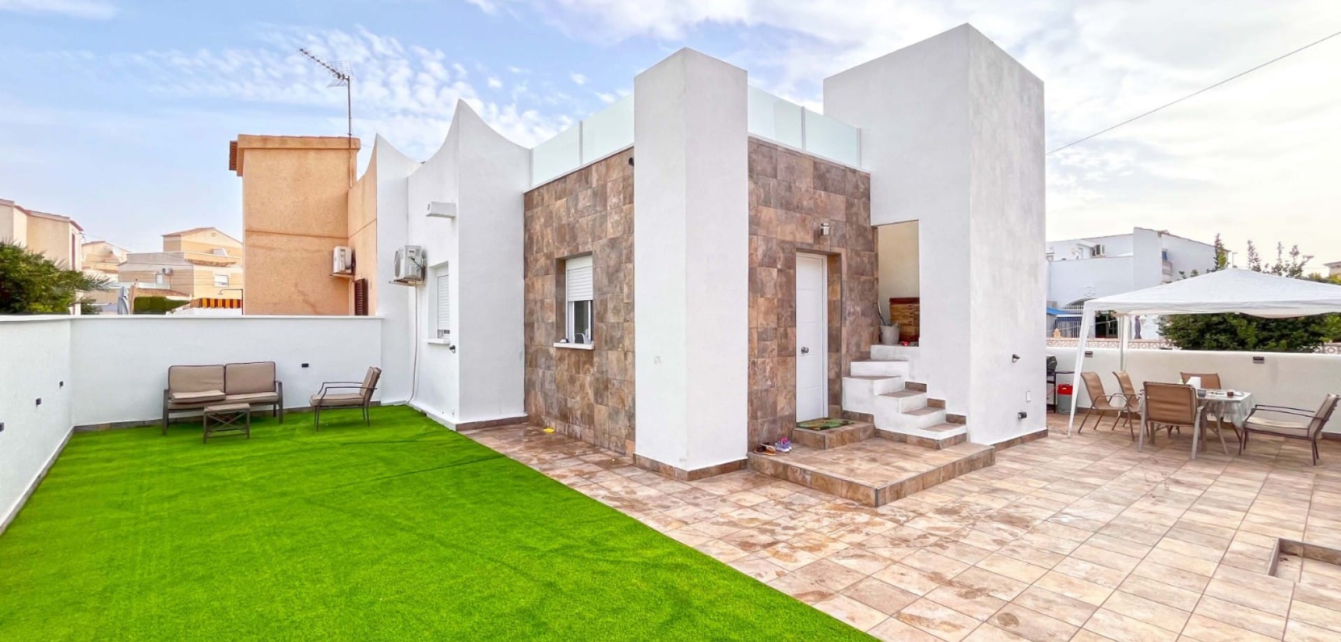 2 Bedroom Property in Orihuela Costa