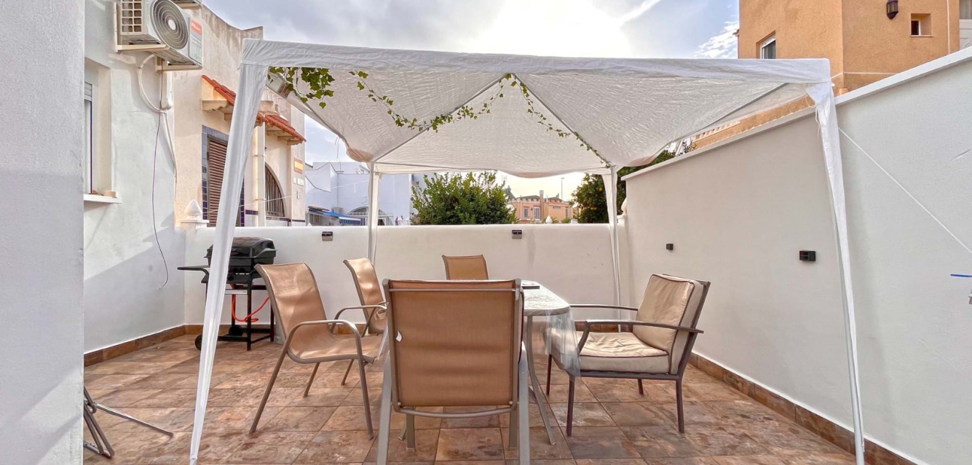 2 Bedroom Property in Orihuela Costa