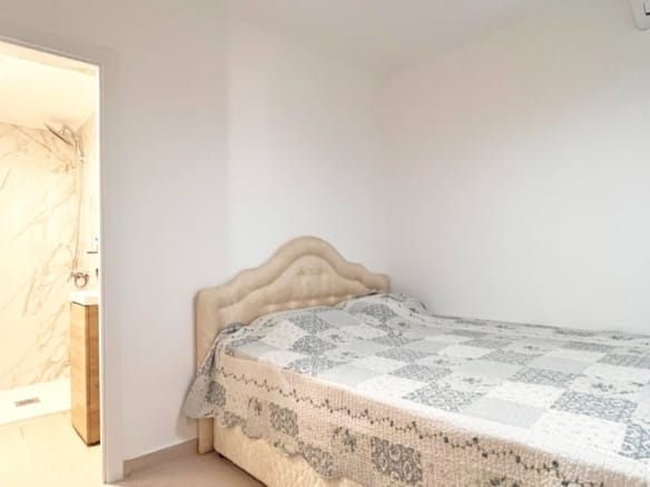 2 Bedroom Property in Orihuela Costa