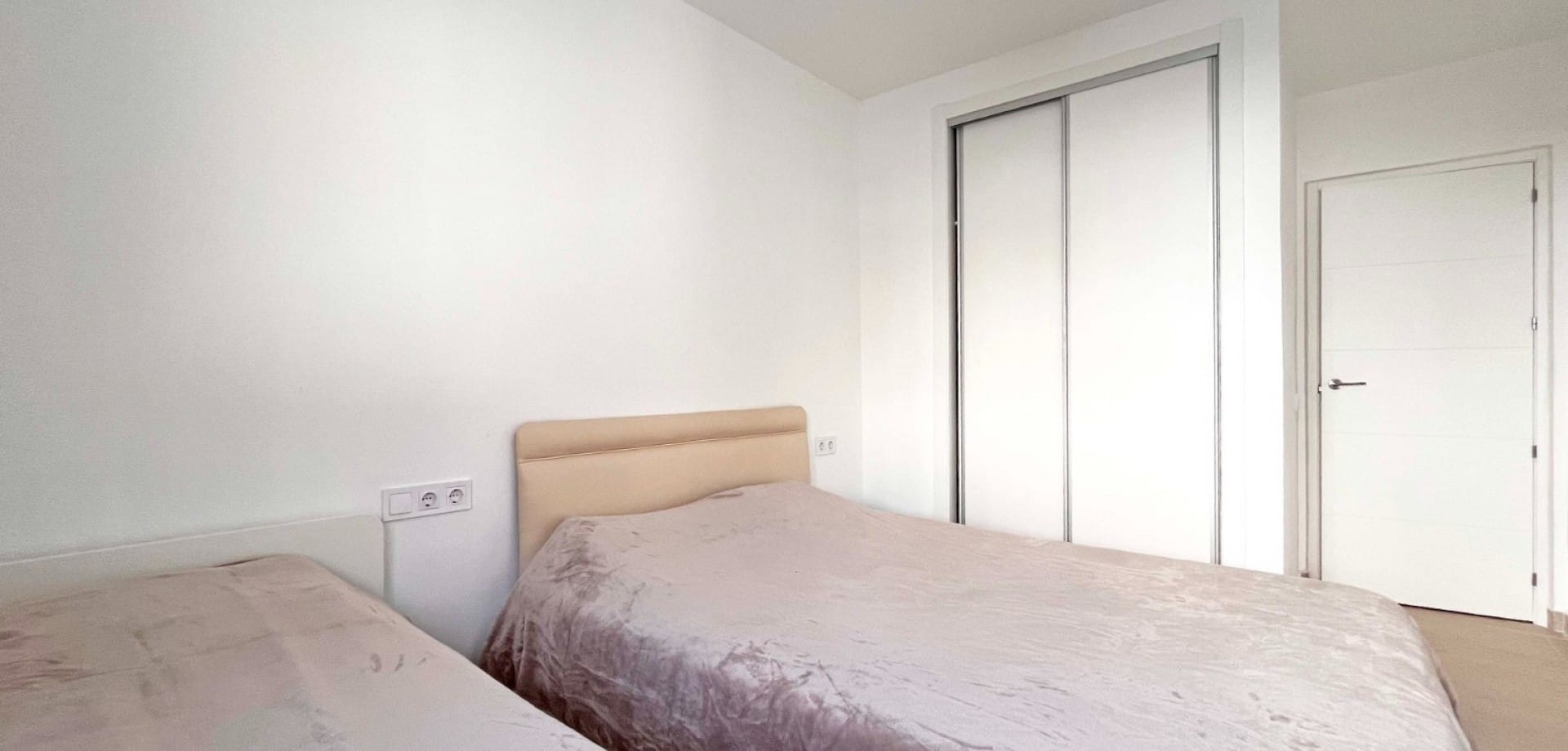 2 Bedroom Property in Orihuela Costa