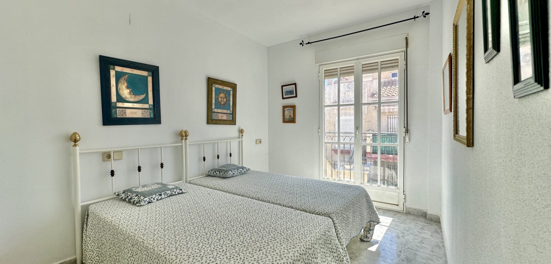 2 Bedroom Property in Orihuela Costa