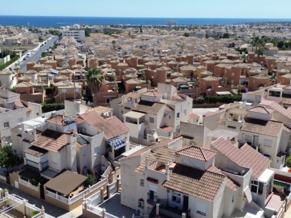 2 Bedroom Property in Orihuela Costa
