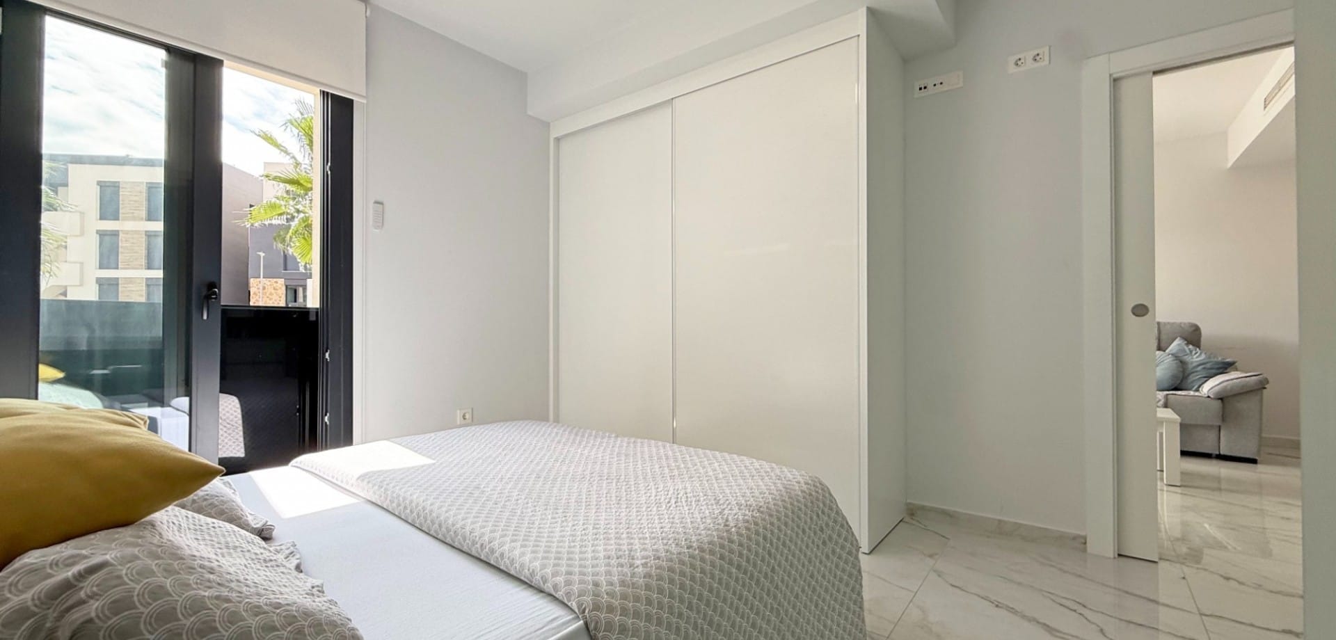 2 Bedroom Property in Orihuela Costa