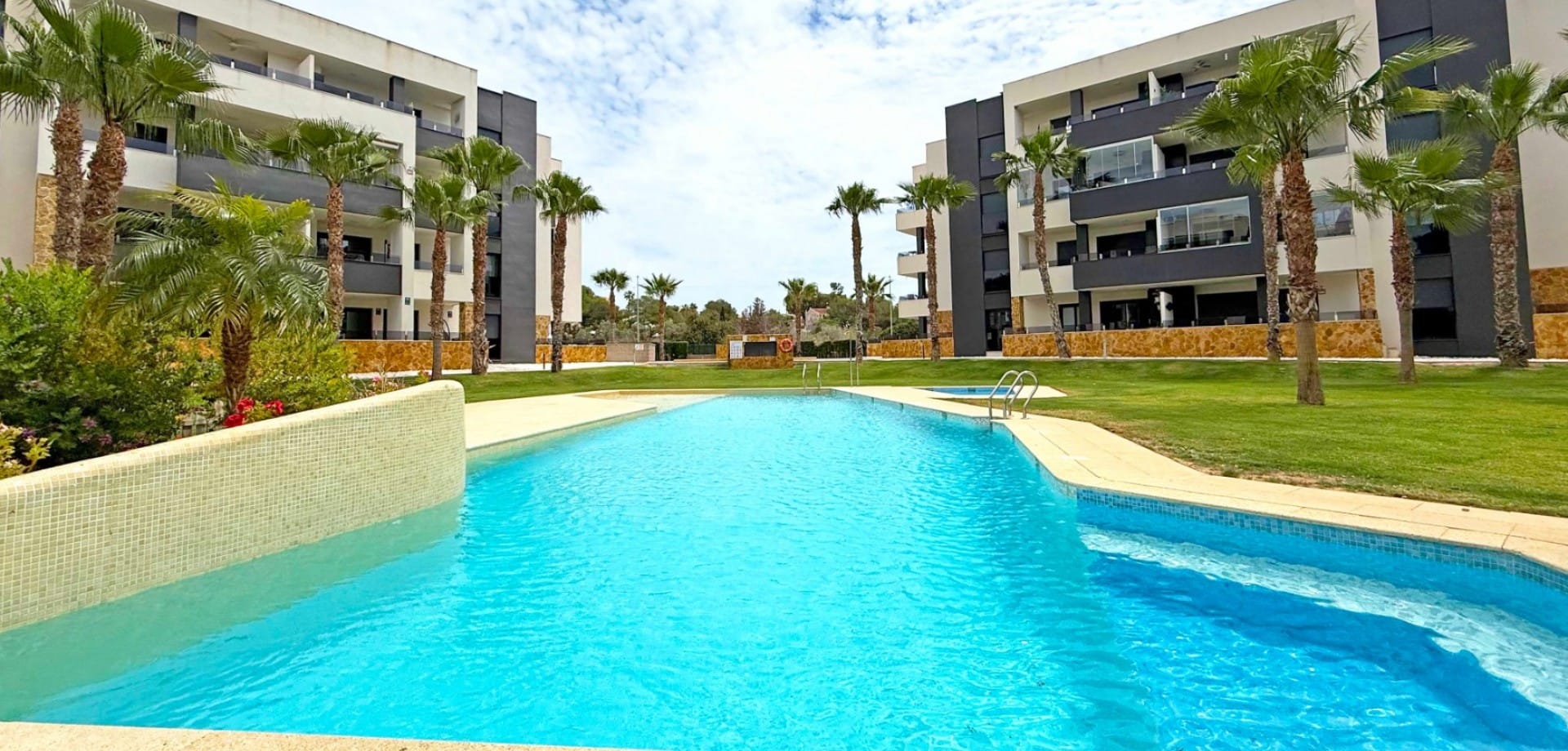 2 Bedroom Property in Orihuela Costa