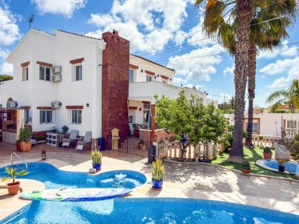 7 Bedroom Property in Ciudad Quesada