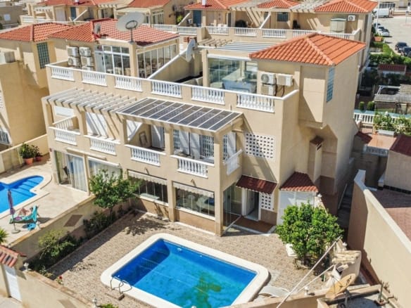 3 Bedroom Property in Orihuela Costa