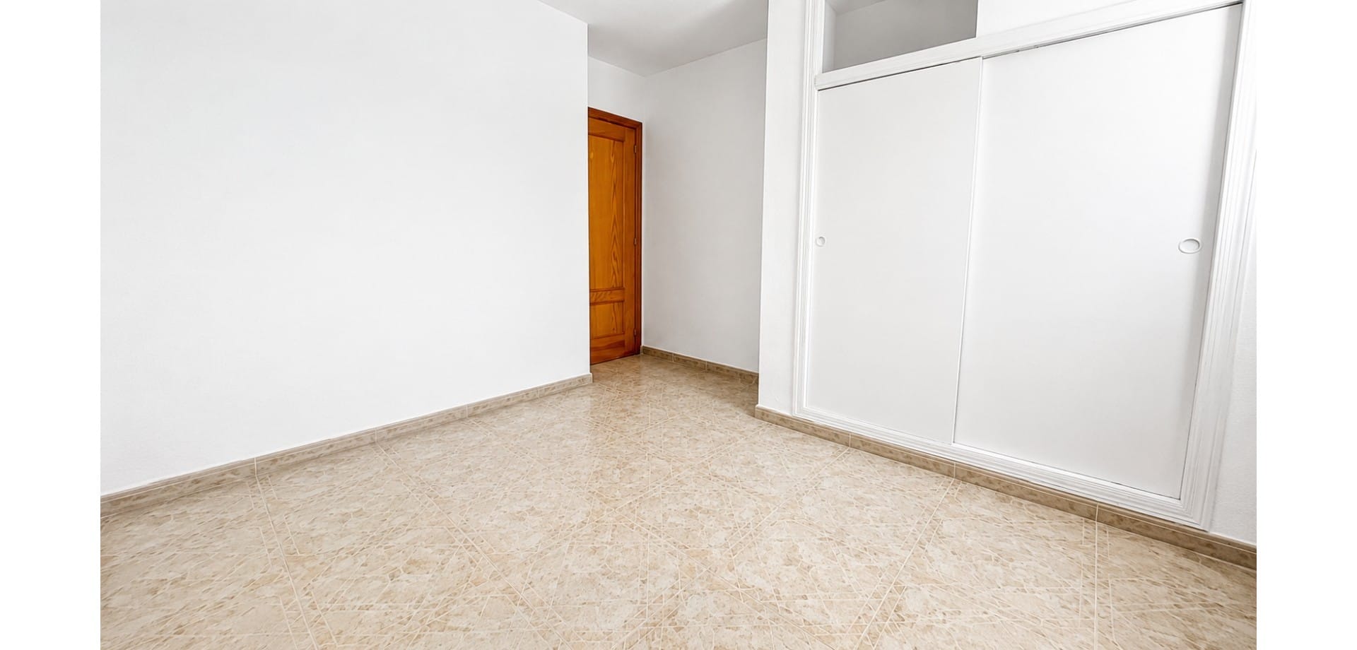 2 Bedroom Property in Orihuela Costa