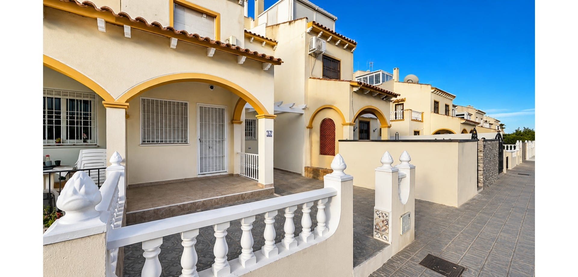 2 Bedroom Property in Orihuela Costa