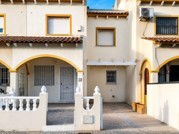 2 Bedroom Property in Orihuela Costa