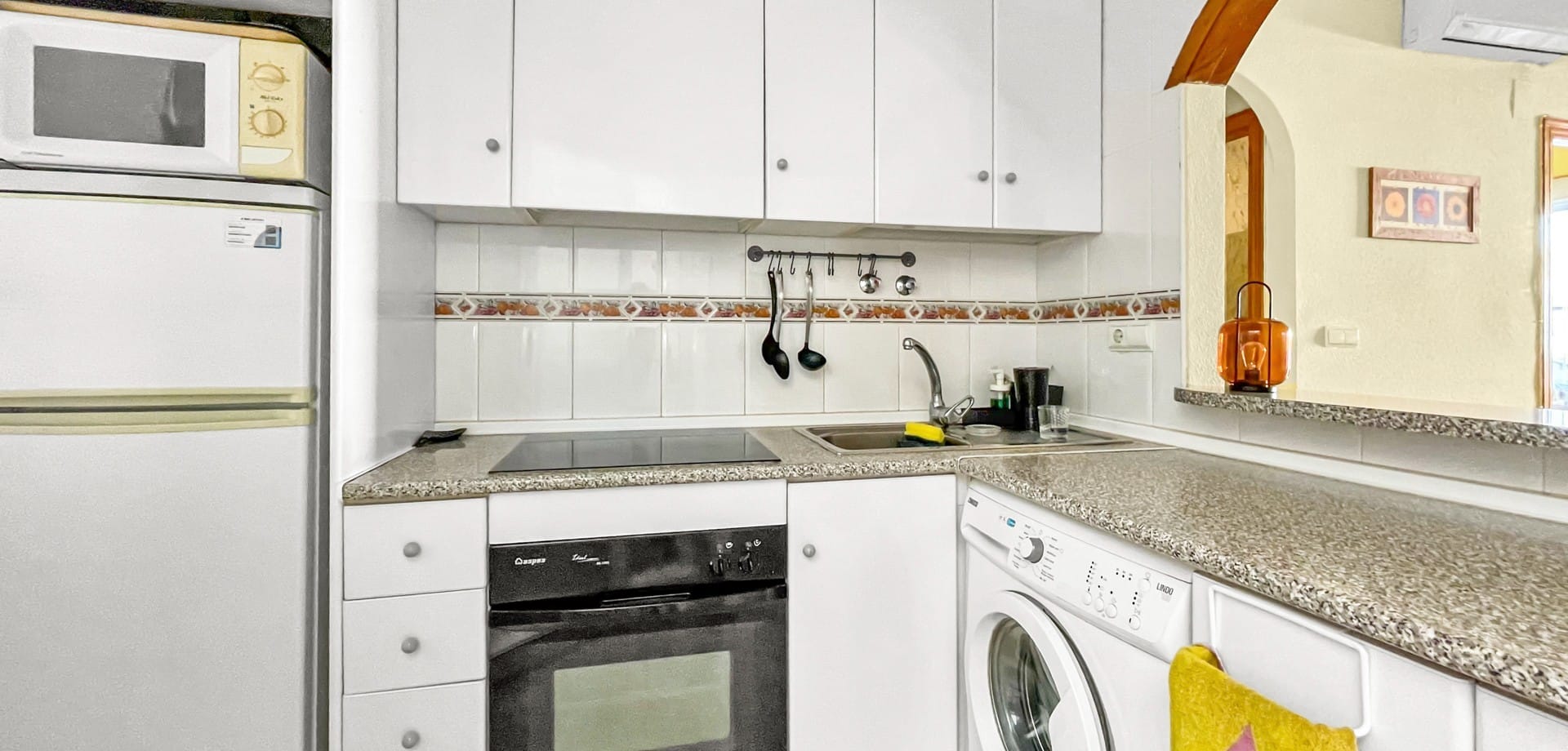 2 Bedroom Property in Orihuela Costa