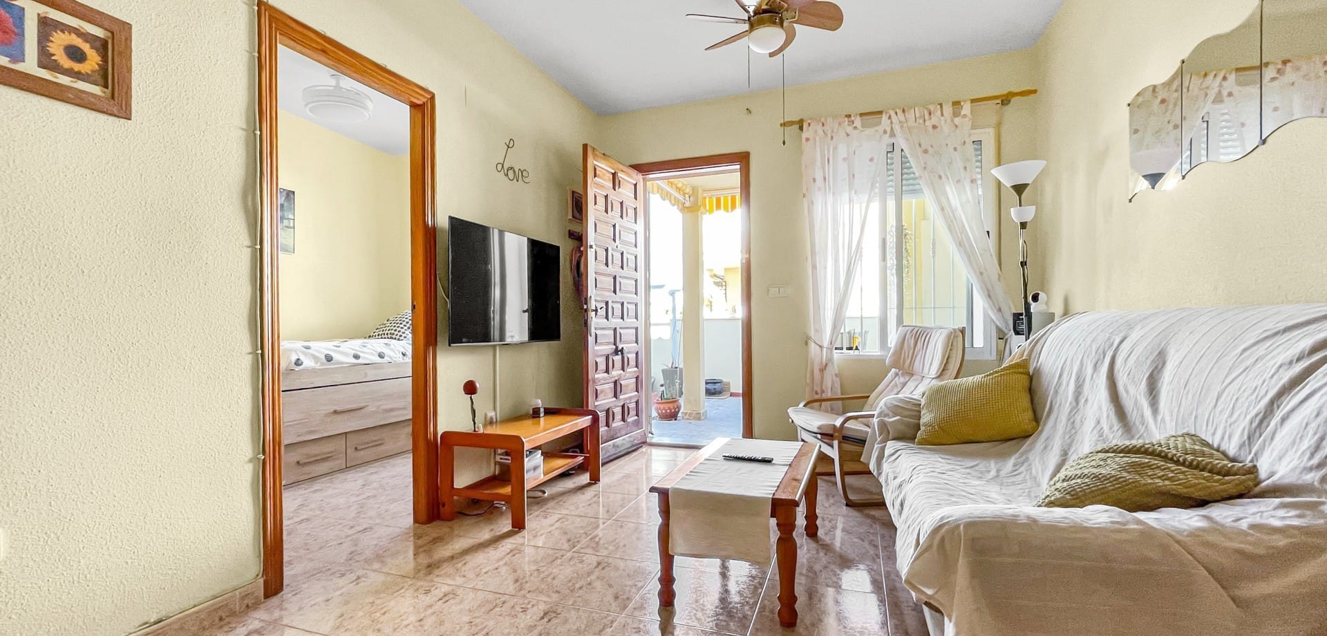 2 Bedroom Property in Orihuela Costa