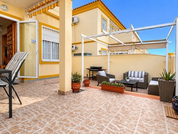 2 Bedroom Property in Orihuela Costa