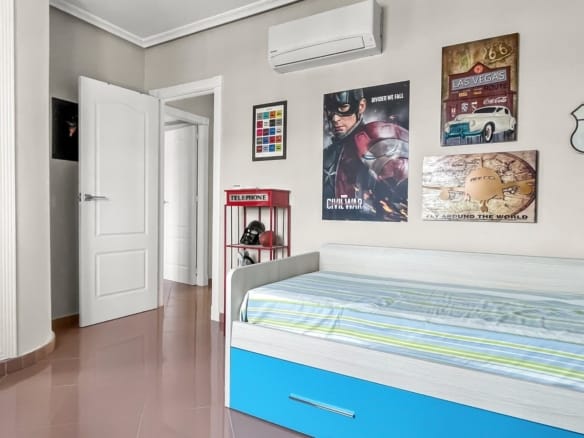 3 Bedroom Property in Orihuela Costa