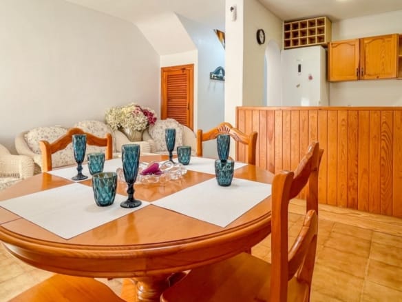 2 Bedroom Property in Orihuela Costa