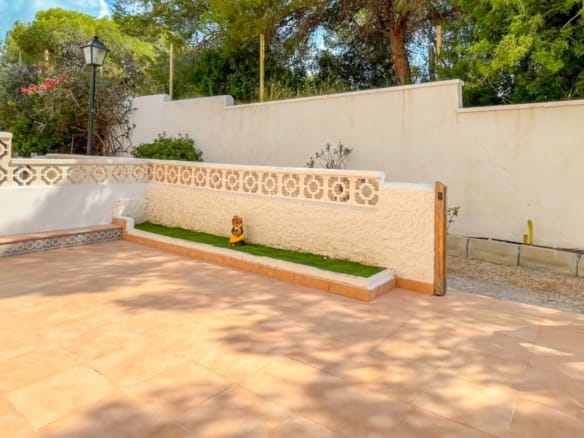 2 Bedroom Property in Orihuela Costa