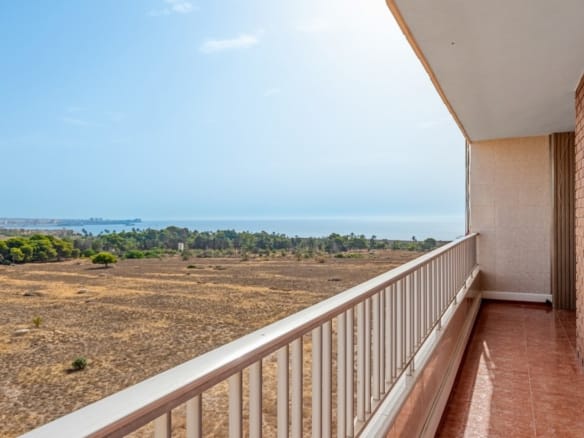 2 Bedroom Property in Orihuela Costa