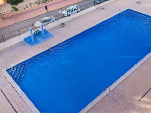2 Bedroom Property in Orihuela Costa