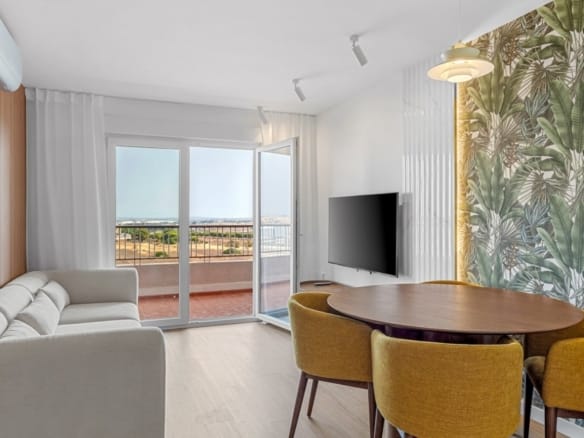 2 Bedroom Property in Orihuela Costa