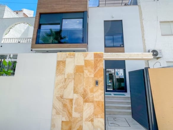 3 Bedroom Property in Torrevieja