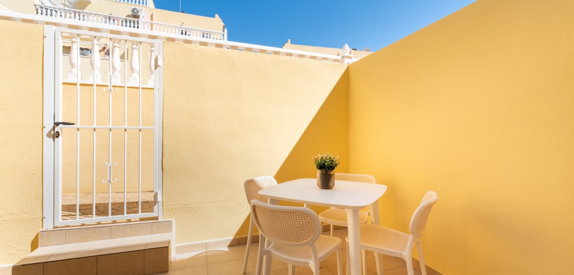 2 Bedroom Property in Orihuela Costa
