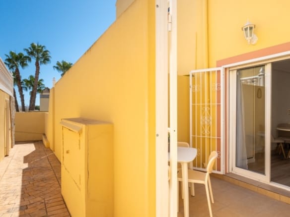 2 Bedroom Property in Orihuela Costa