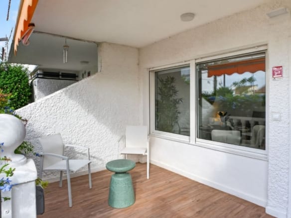 2 Bedroom Property in Orihuela Costa