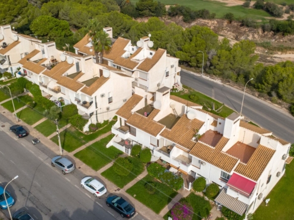 2 Bedroom Property in Orihuela Costa