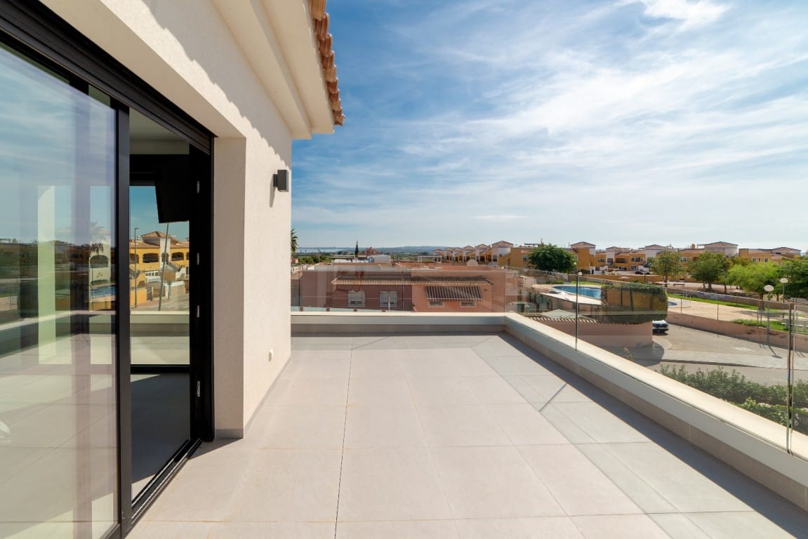 Villa in Los Montesinos