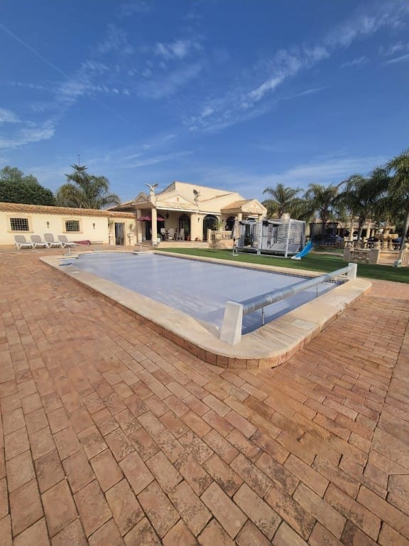 Finca in Daya Vieja