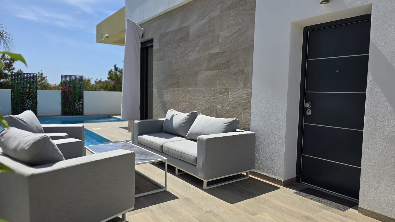 Villa in Los Montesinos
