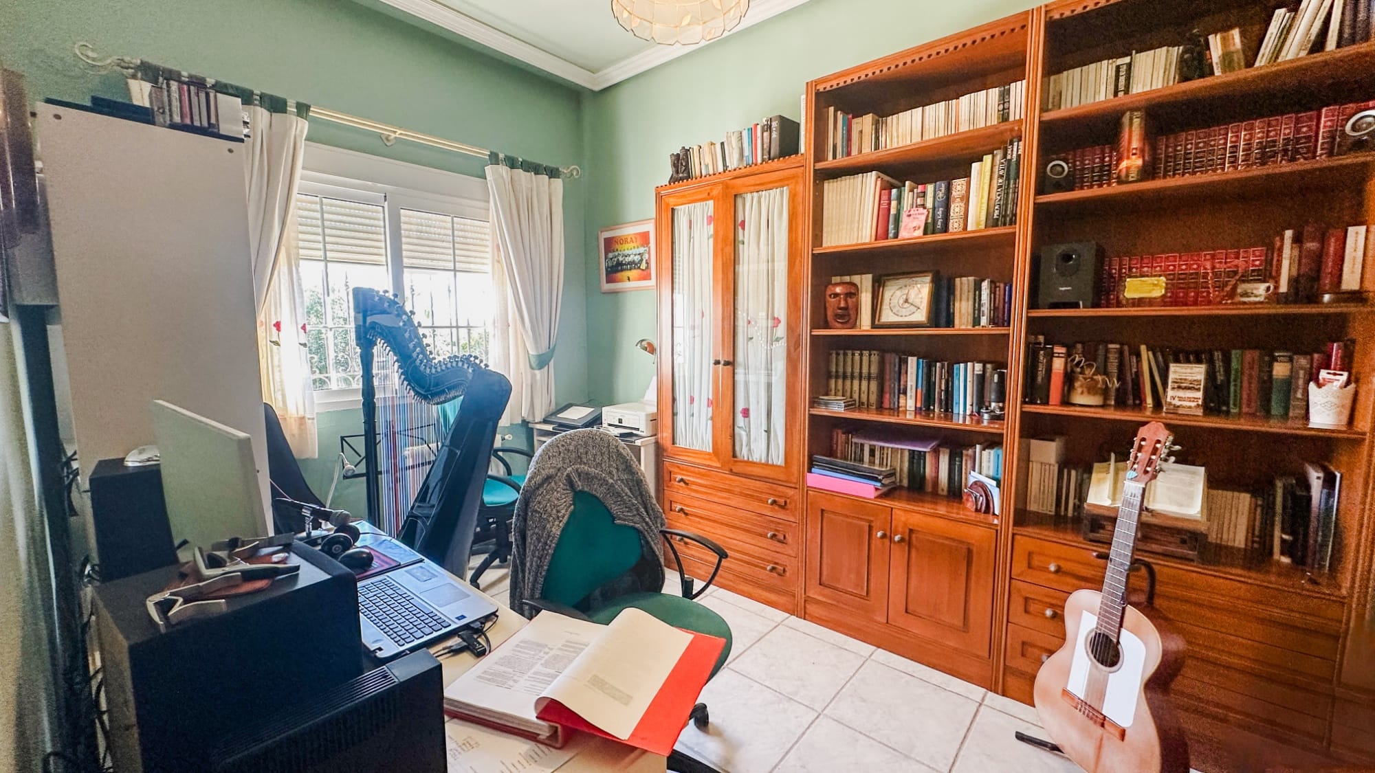 6 Bedroom Property in La Mata