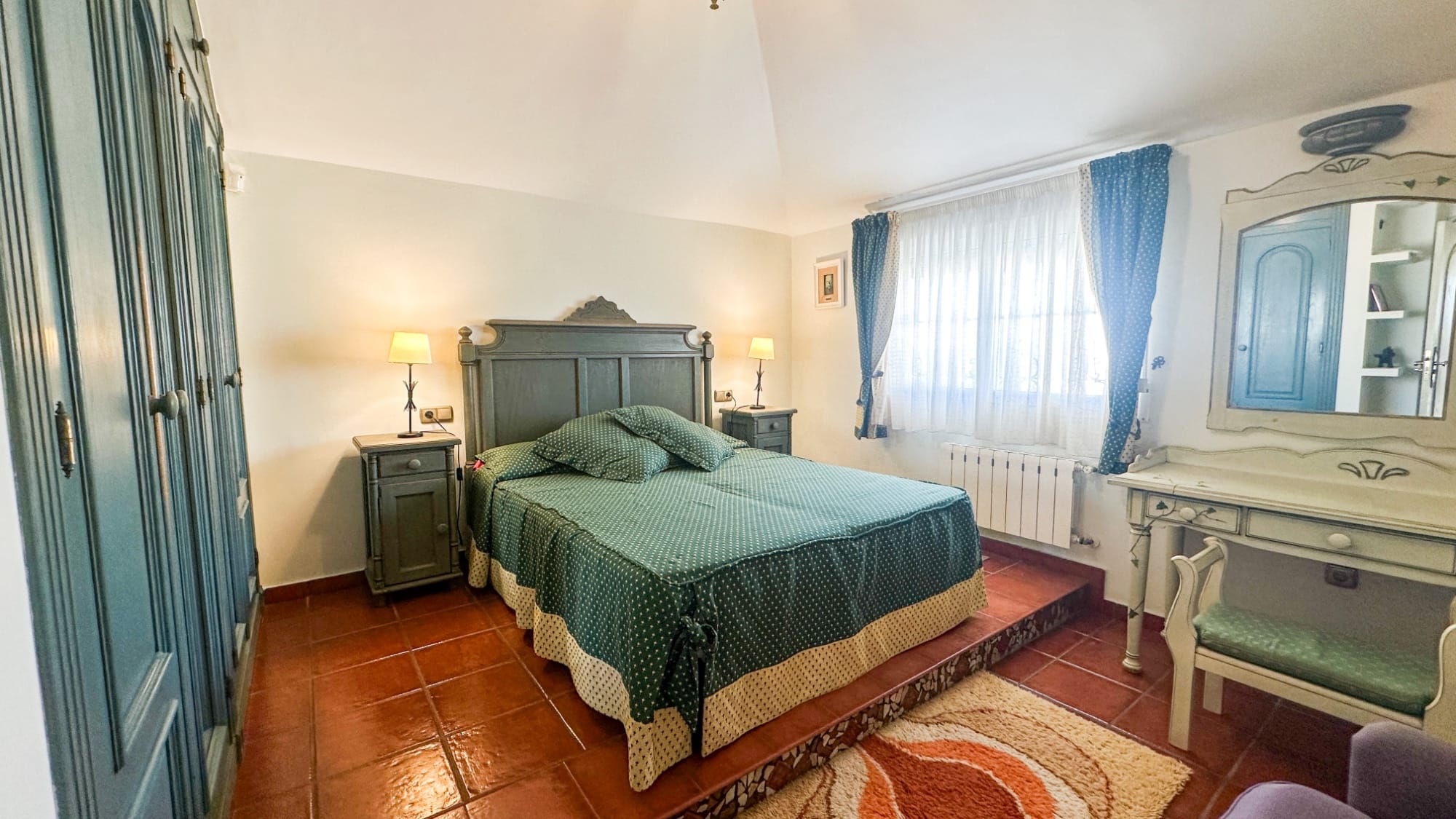 6 Bedroom Property in La Mata