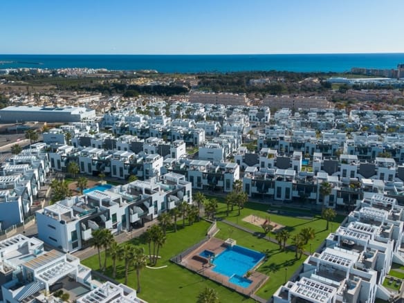 2 Bedroom Property in Punta Prima