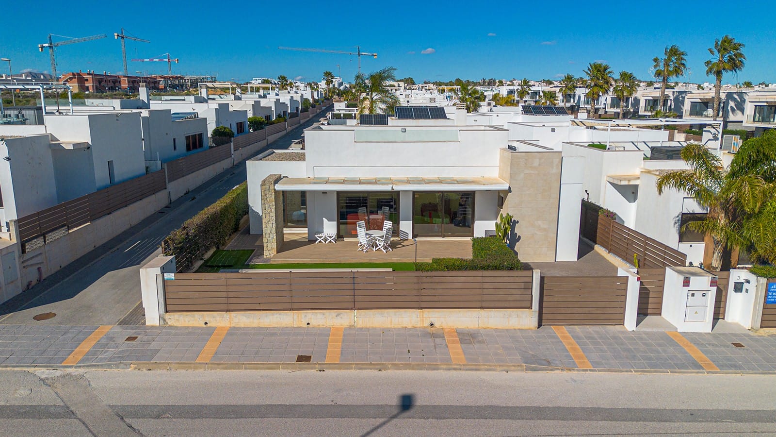 3 Bedroom Property in Vistabella Golf