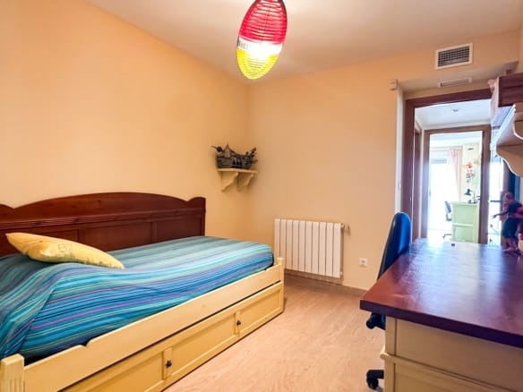 4 Bedroom Property in Torrevieja