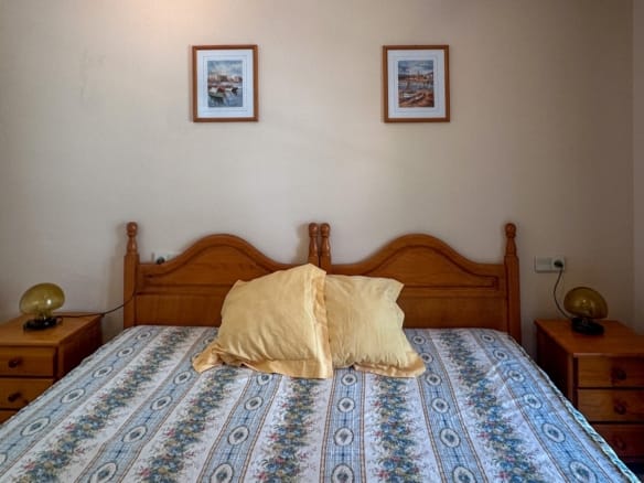 2 Bedroom Property in Orihuela Costa