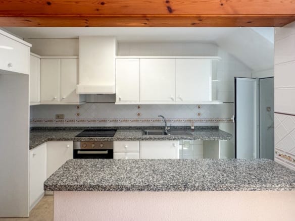 2 Bedroom Property in Orihuela Costa