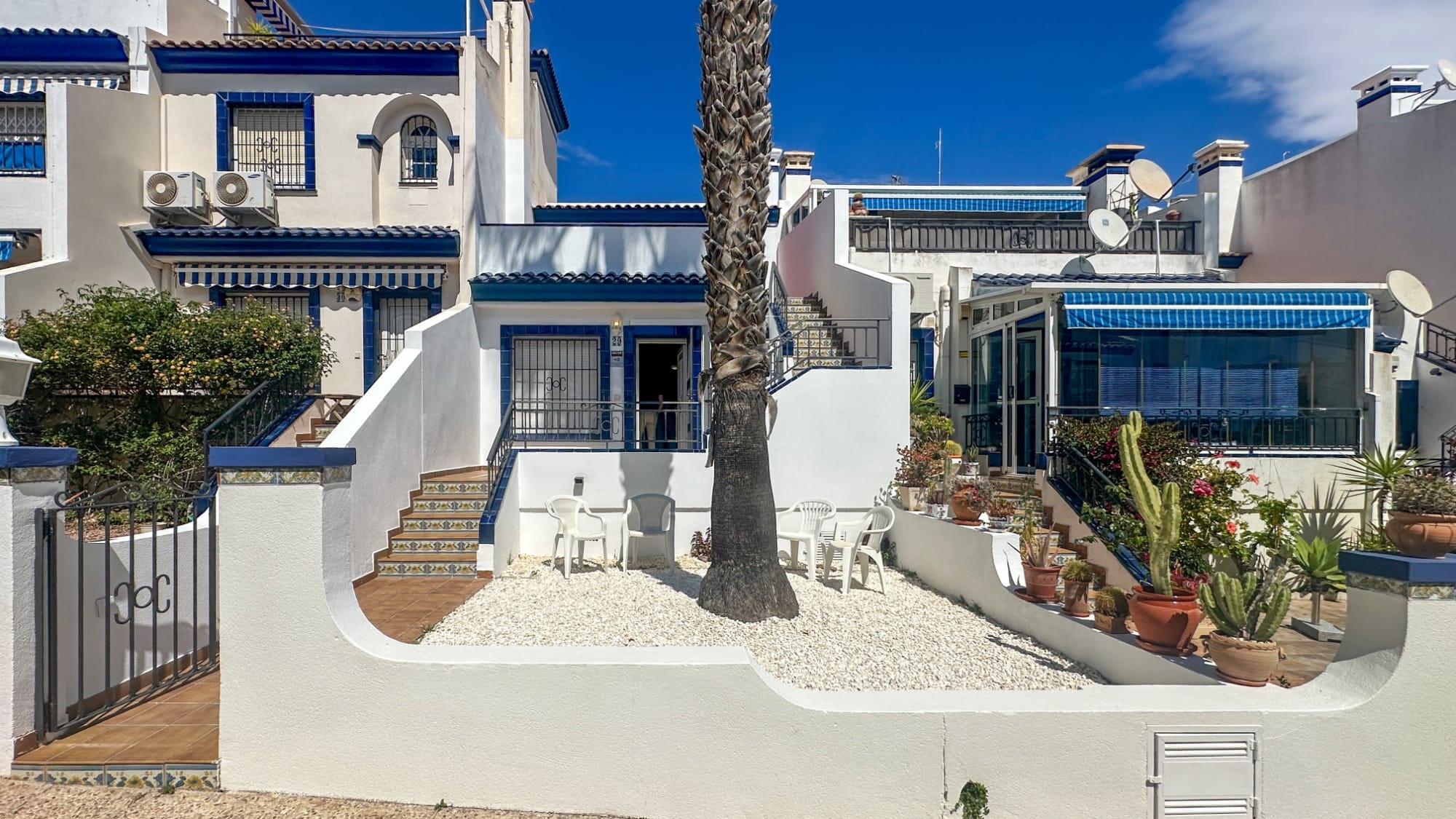 2 Bedroom Property in Orihuela Costa